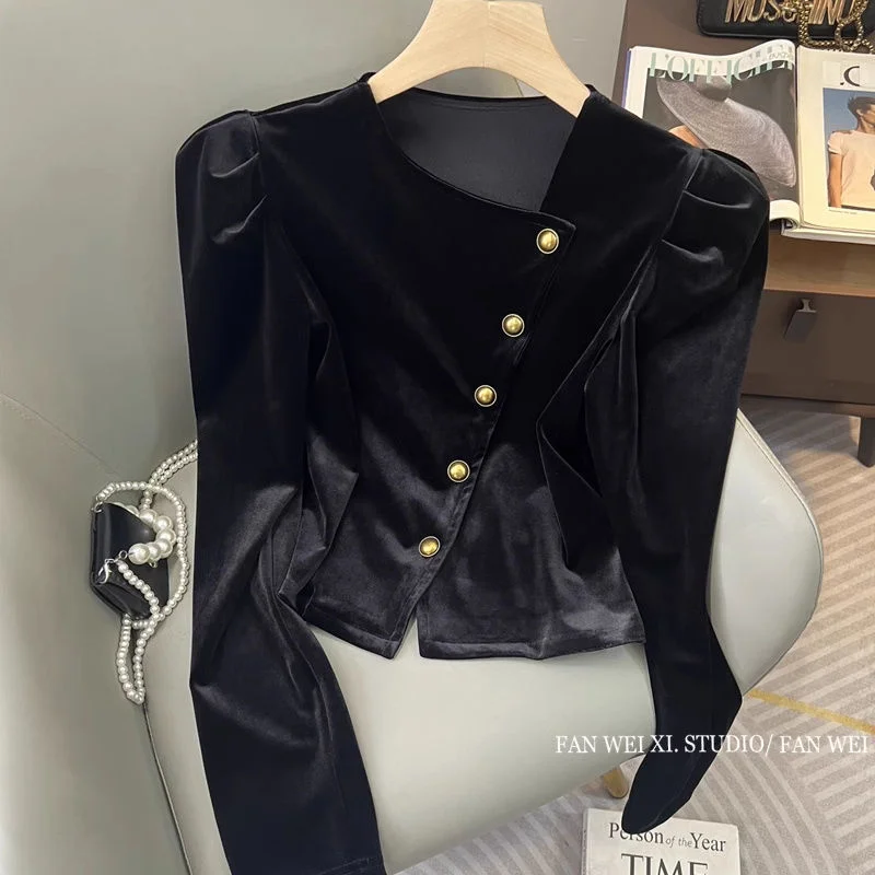 

French Retro Gold Velvet Long-sleeved Shirt for Women in Autumn and Winter New of Celebrity Style Short Chic Base Top