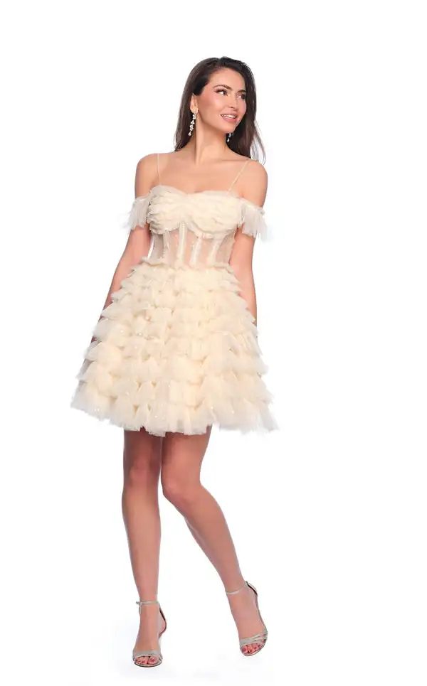 

Индивидуальные современные стильные тюлевые блестки с многоуровневыми складками трапециевидной формы с открытыми плечами Мини-платья на заказ Элегантные вечерние платья