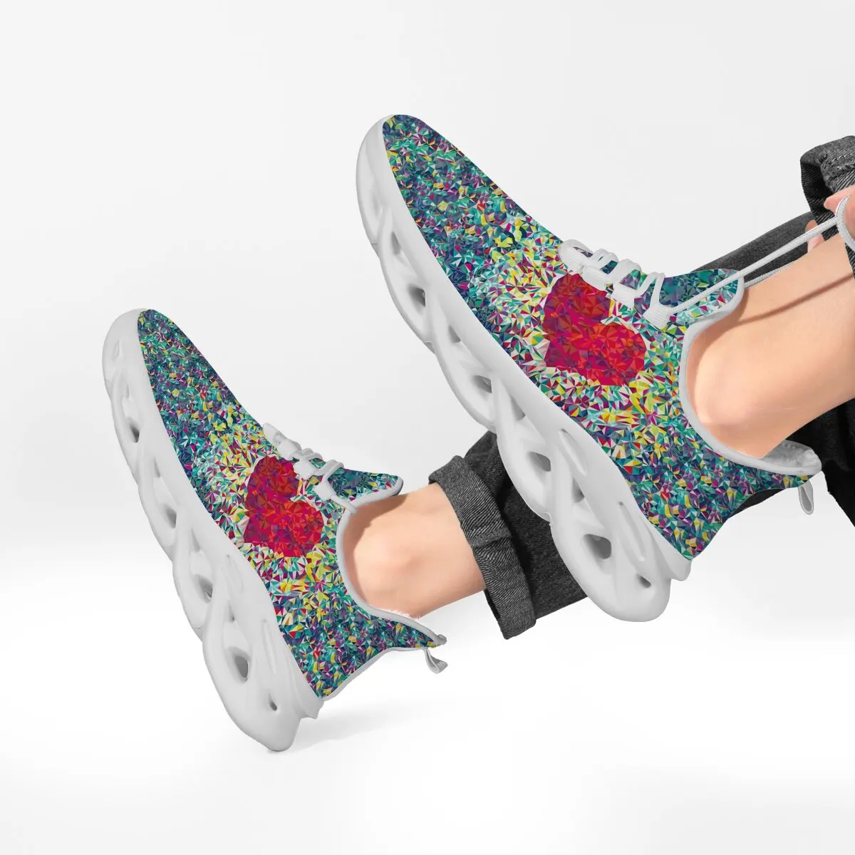 Мужские кроссовки, женская обувь, кроссовки на флисовой подкладке с красочным геометрическим узором в виде сердца, спортивные мужские кроссовки, детская обувь