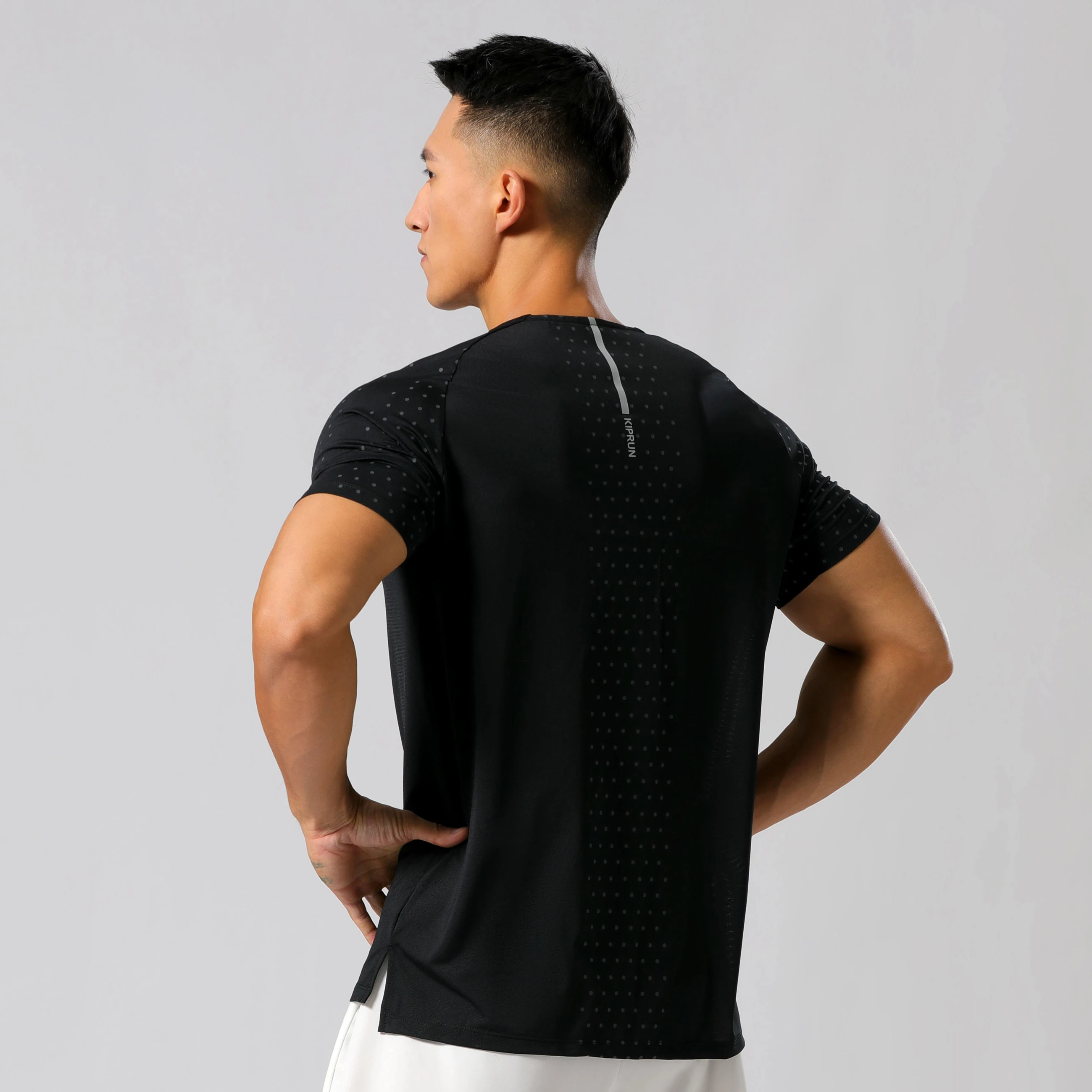 قمصان رجالي للجري، قمصان رياضية، قميص للياقة البدنية بأكمام قصيرة، قمصان ملابس، ملابس، مجال المسار، سريع الجفاف، مرن قابل للتنفس #4