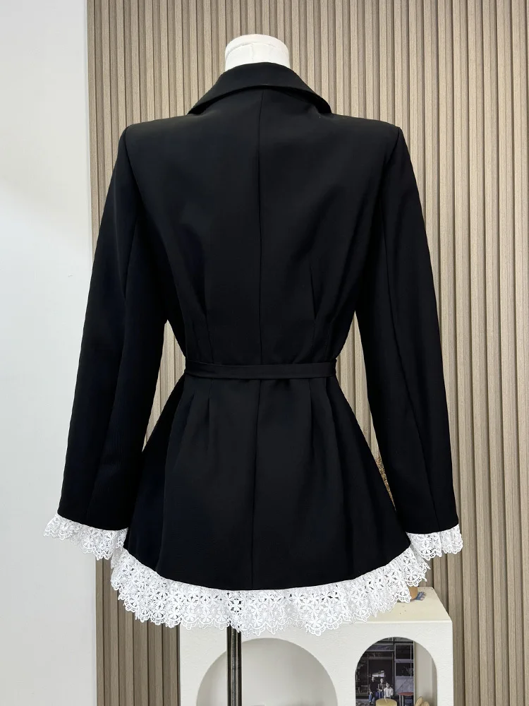 LANMREM Lace Spliced Design Women's Blazer Fashion Notched Collar Single Breasted Belt Jackets Office Lady 2024 New 32C1729