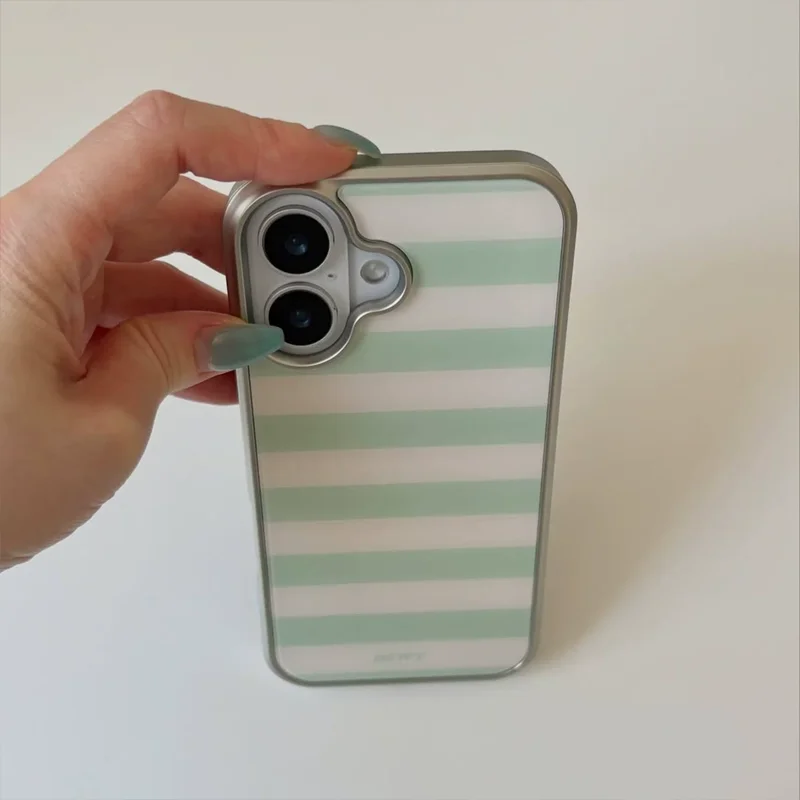 Korean Ins Simple Gentle Versatile Contrasting Color Stripes Phone Case For Samsung S26 PLUS 25 EDGE 24 FE 23 ULTRA Cover view 3