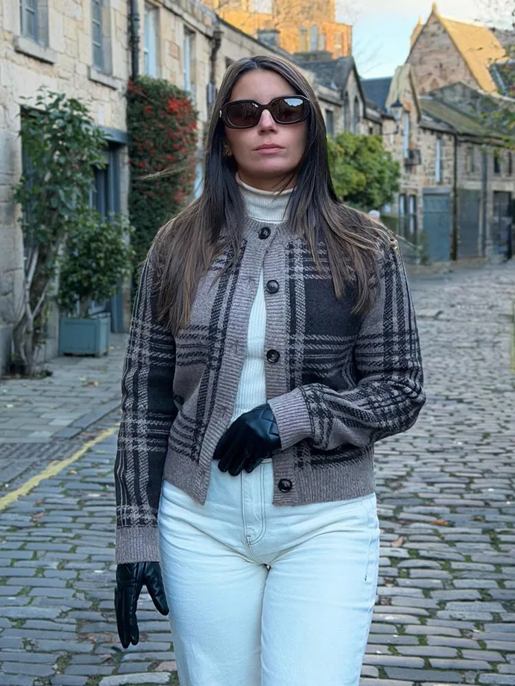 

HH Women's New Fashion Chic O-Neck Knitted Coats Plaid Long Sleeves Single Breasted Female Autumn Casual Loose Cardigans