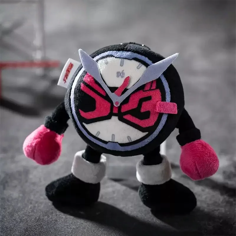 

Moeyu Kamen Rider Time King Impression Doll Модная игра вокруг плюшевого украшения для рюкзака Новый продукт на складе Аутентичный