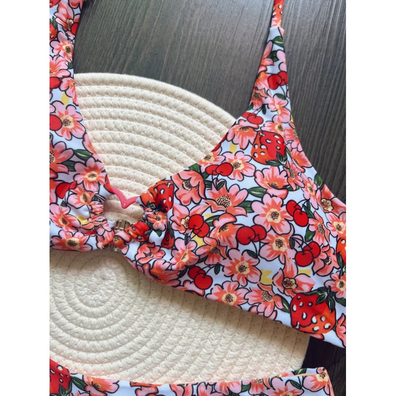 2025Popular Love Strawberry Printed Bikini Suit Lace-up Fashionbiquini