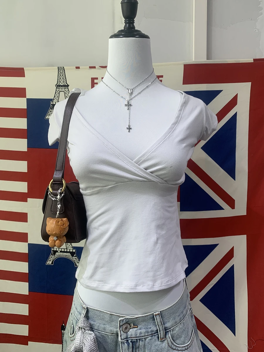 New Rose Red Slim Crop Top Woman Sexy V-neck Short Sleeve Cotton Cropped T-shirt Solid Casual Simple Sweet All-match Tee Tops image 3