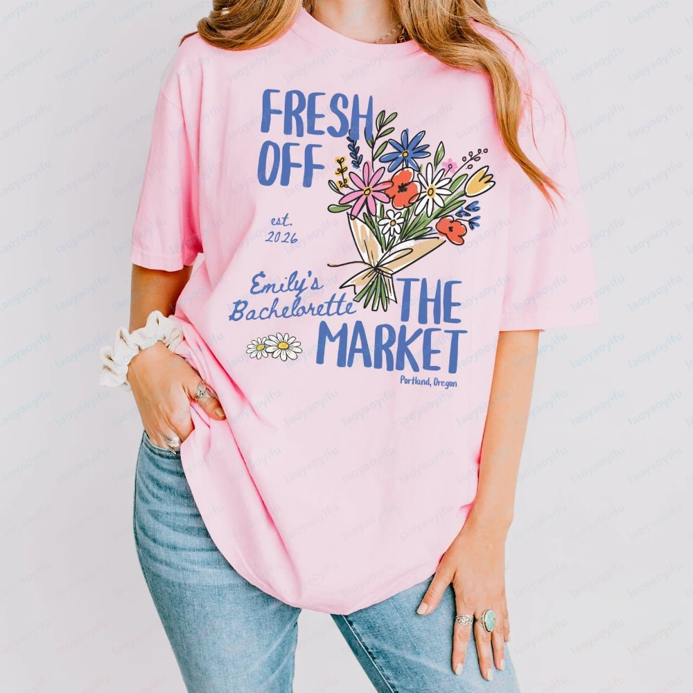 Camiseta floral para despedida de soltera recién lanzada al mercado, camiseta personalizada para la despedida de soltera de Emily, camiseta nupcial del mercado de Portland, Oregón