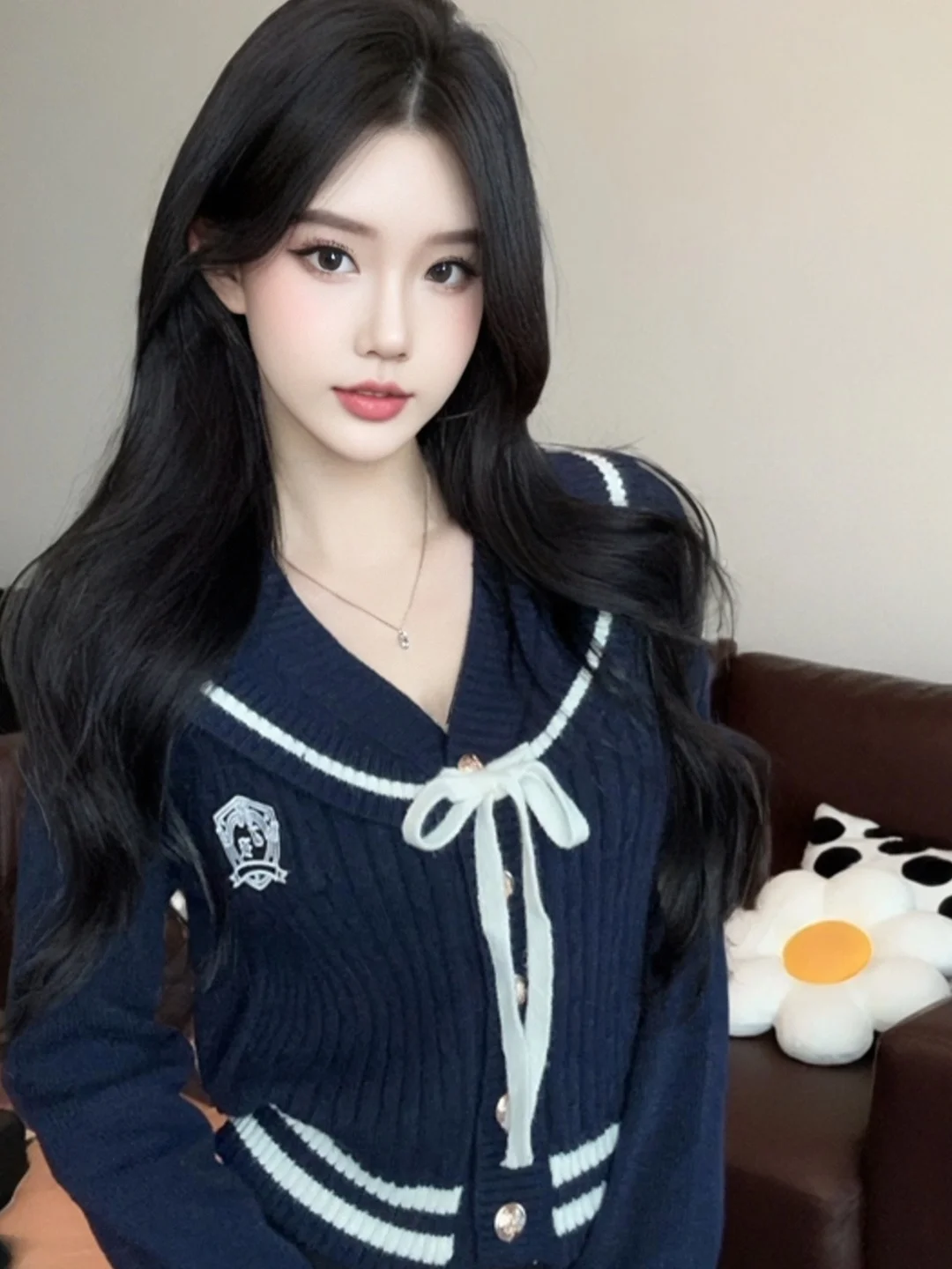 

Fashionable V-Neck Knitted Cardigan Women's Slim Fit Short Style Navy Collar College Style Autumn New Arrival Breathable Poly...