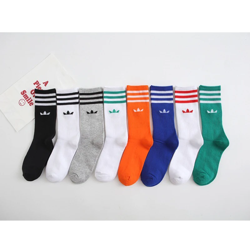 High Color Tube Mode neue reine Sports ocken Klee Männer und Frauen Baumwoll socken Wild Ins Socken gestreifte Socken 2024 neu