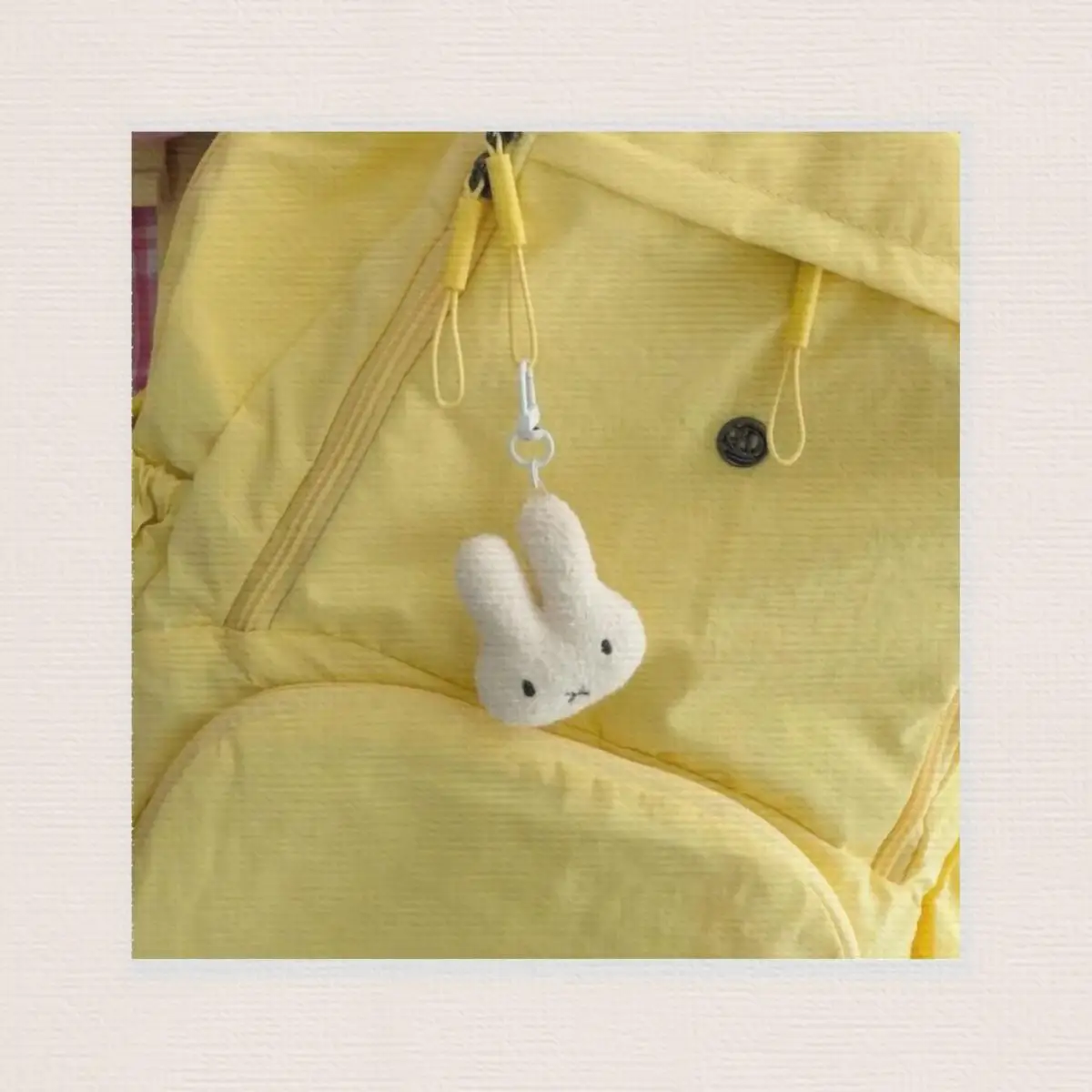 2025 nouveau Style Miffy Kawaii dessin animé en peluche pendentif mignon lapin Anime jouet porte-clés doux sac à dos charme cadeau pour les amis