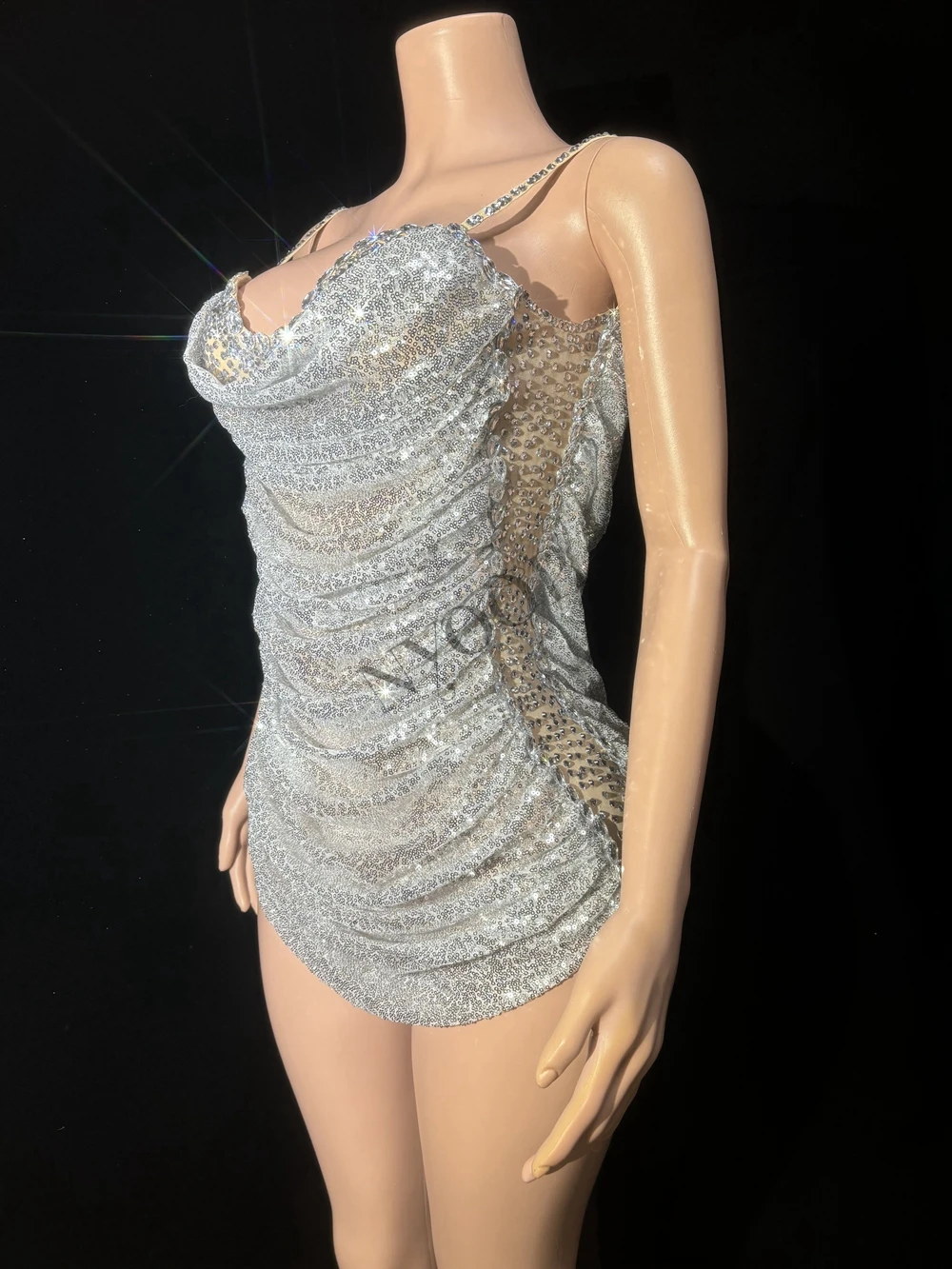 Sparkly Silver Sequins Rhinestones Mini Dress Sexy Evening Celebrate Party Birthday Dress Show Stage Wear Photo Shoot Dress
