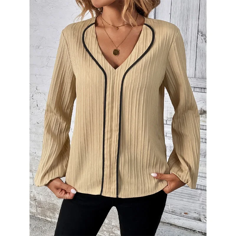 Fashionable and Versatile Temperament Women's Clothing Autumn and Winter New Stripe V-neck Long Sleeved Solid Color Pullover