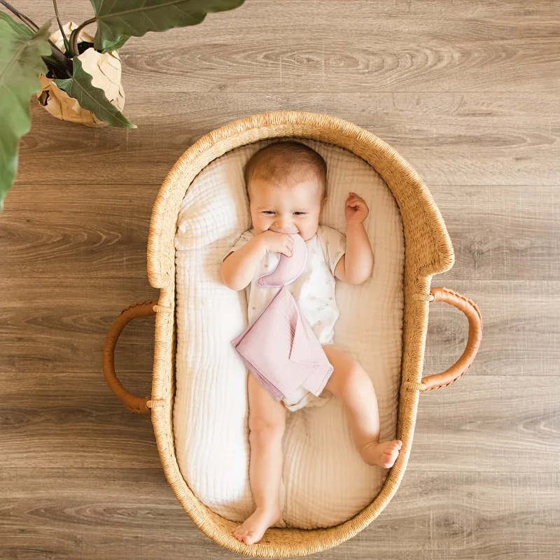 

Pure Cotton Baby Cotton Yarn Cloth Soothing Handkerchief for Babies To Sleep with Star Moon Doll Soothing Handkerchief Toy