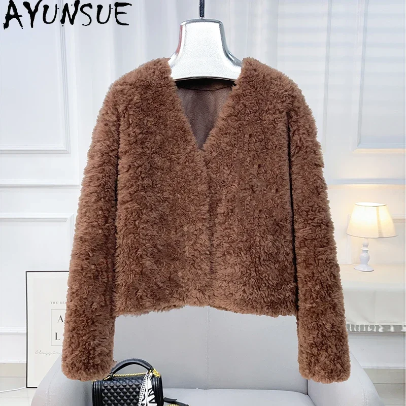 AYUNSUE 100% Wool Jacket for Women 2023 Autumn Winter V-neck Short Sheep Shearing Coat Lamb Wool Coats and Jackets Abrigos Mujer