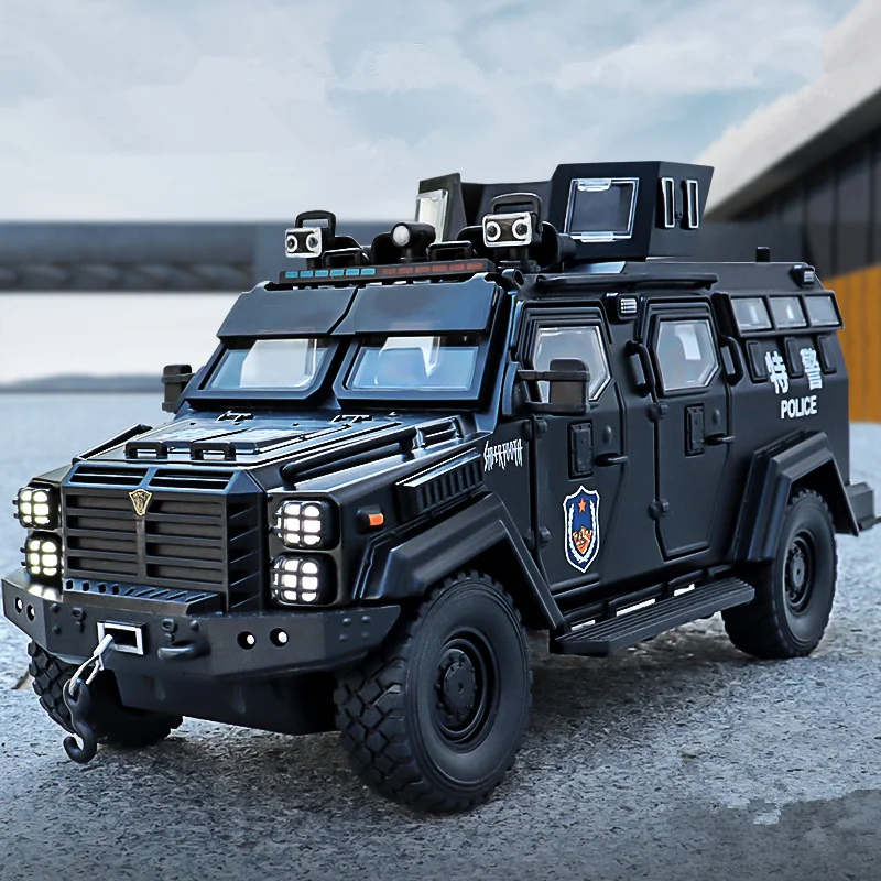 1:32 Armored Cars Alloy Riot Truck Diecast Metal Scale Car Model Police Sound＆Light Car Collection Childrens Toy Vehicle Gifts ﻿