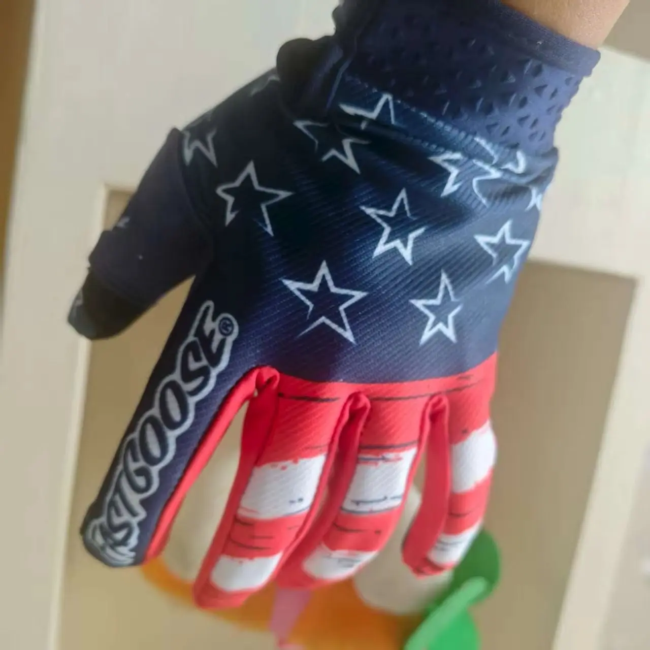

Star Anti-Slip Motorbike Cycling Gloves Breathable & Shock-Absorbing for Dirt Bike Motorcycle Fishing, Men Women Sports Gloves