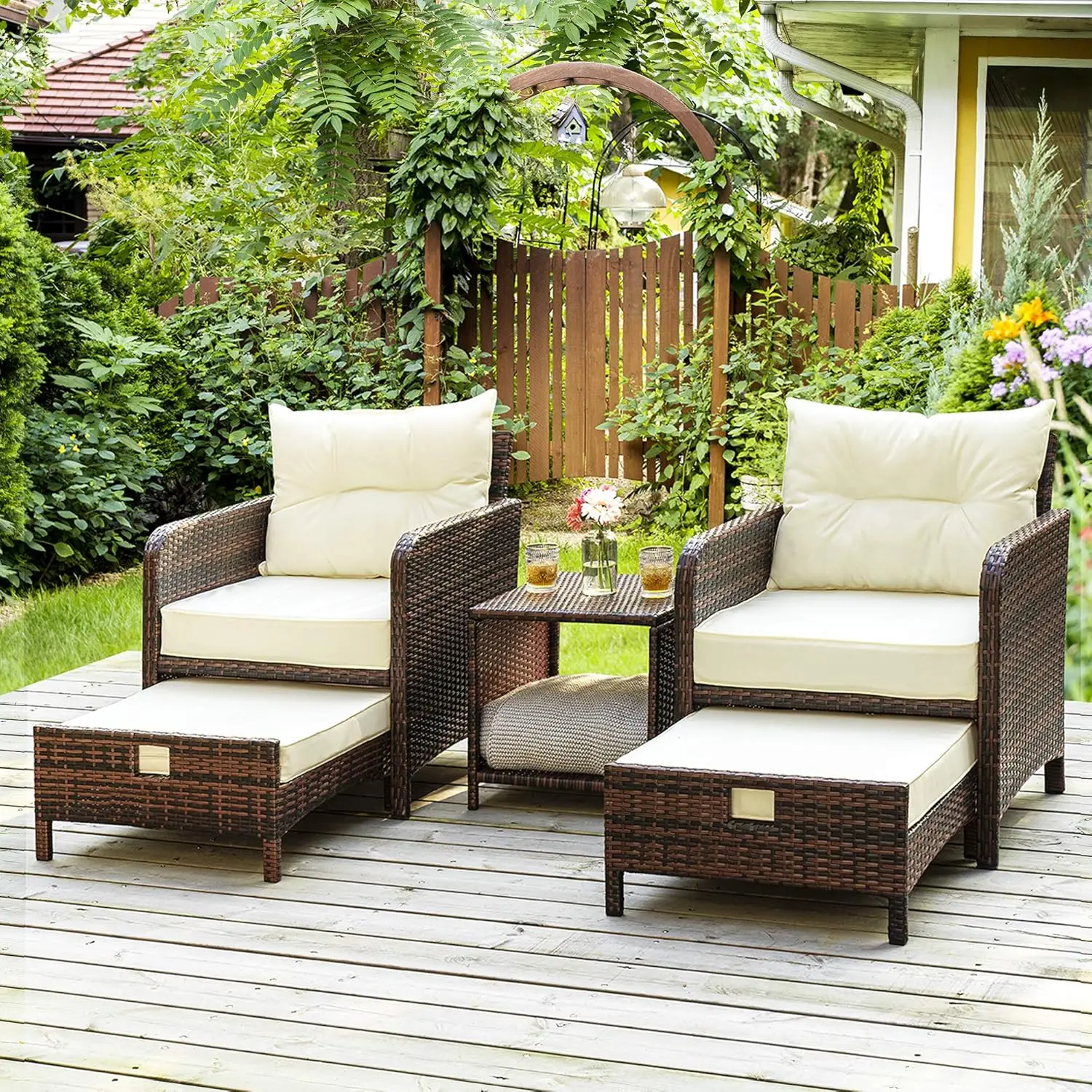 5 Pieces Wicker Patio Furniture Set Outdoor Patio Chairs with Ottomans Conversation Furniture with coffetable for Poorside Garde