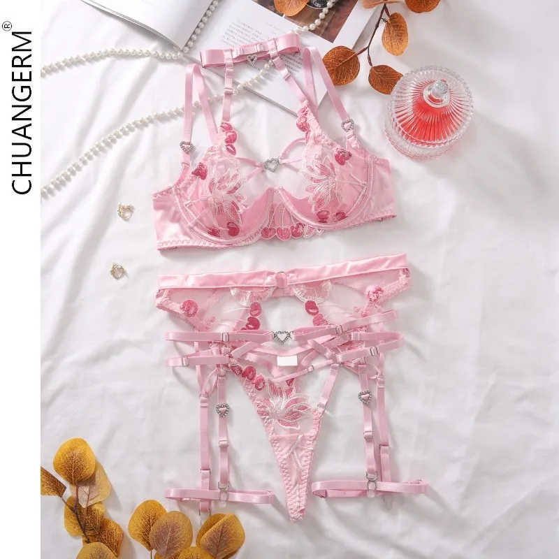 

CHUANGERM Sexy Luxury Embroidery Lingerie Delicate Lace Halter Bra Cut Out Fancy Garter Underwear Women Onlyfans Kit 4 Pieces