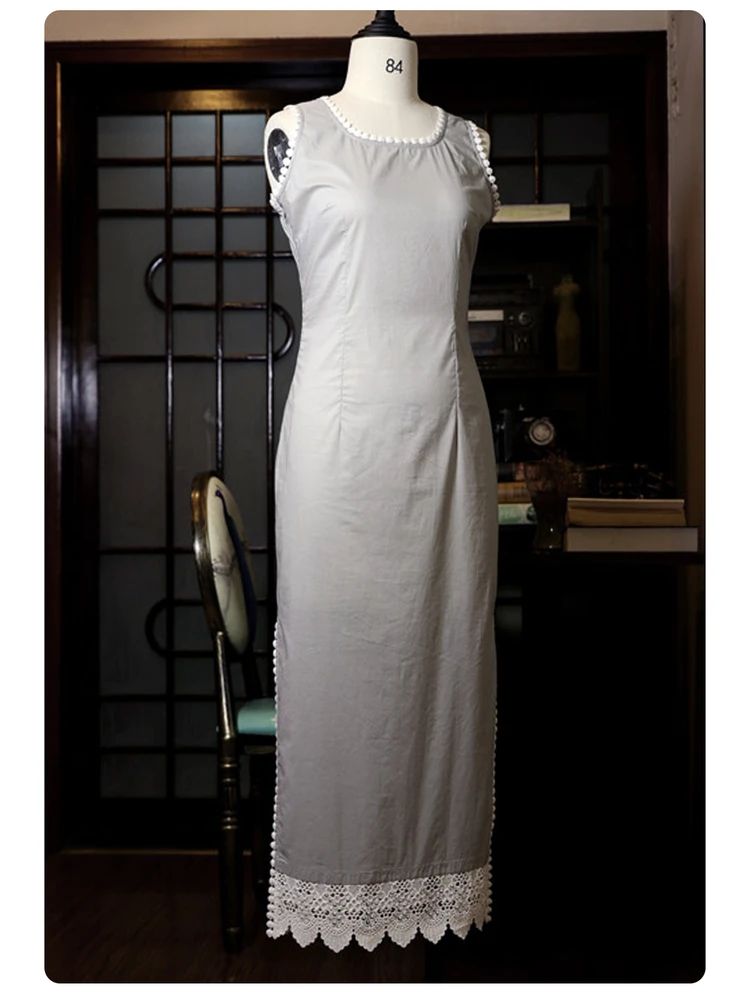 

Handmade Pure Cotton Breathable Floral Skirt Long Evening Gown round Collar Low Slit Daily Wear for Women in Their 30s