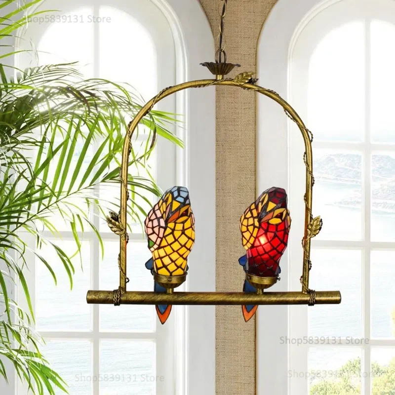 Post-modern Colorful Glass Parrot Pendant Lights American Retro Living Room Decor Chandeliers LED Bird Hanging Lighting Fixtures