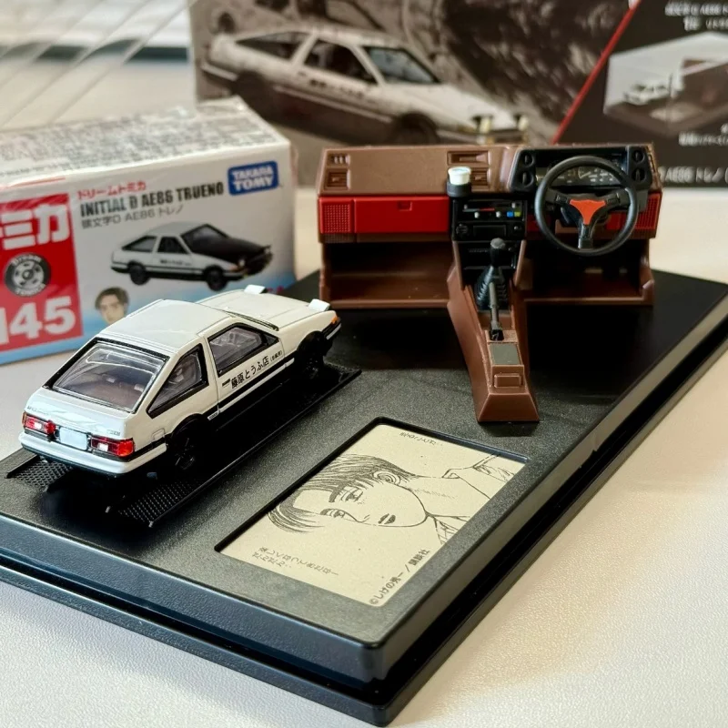 Original Tomica Initial D Fujiwara Takumi Ae86 Simulated Alloy Mini Car With Scene Display Box Classic Collect Ornament Gifts