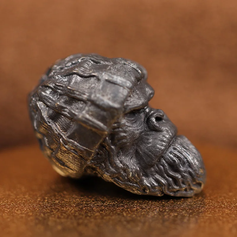 Woolen Hat Gorilla Head Sculpture Brass Knife Beads Animal Orangutan EDC DIY Woven Paracord Lanyard Charms Pendants Accessories