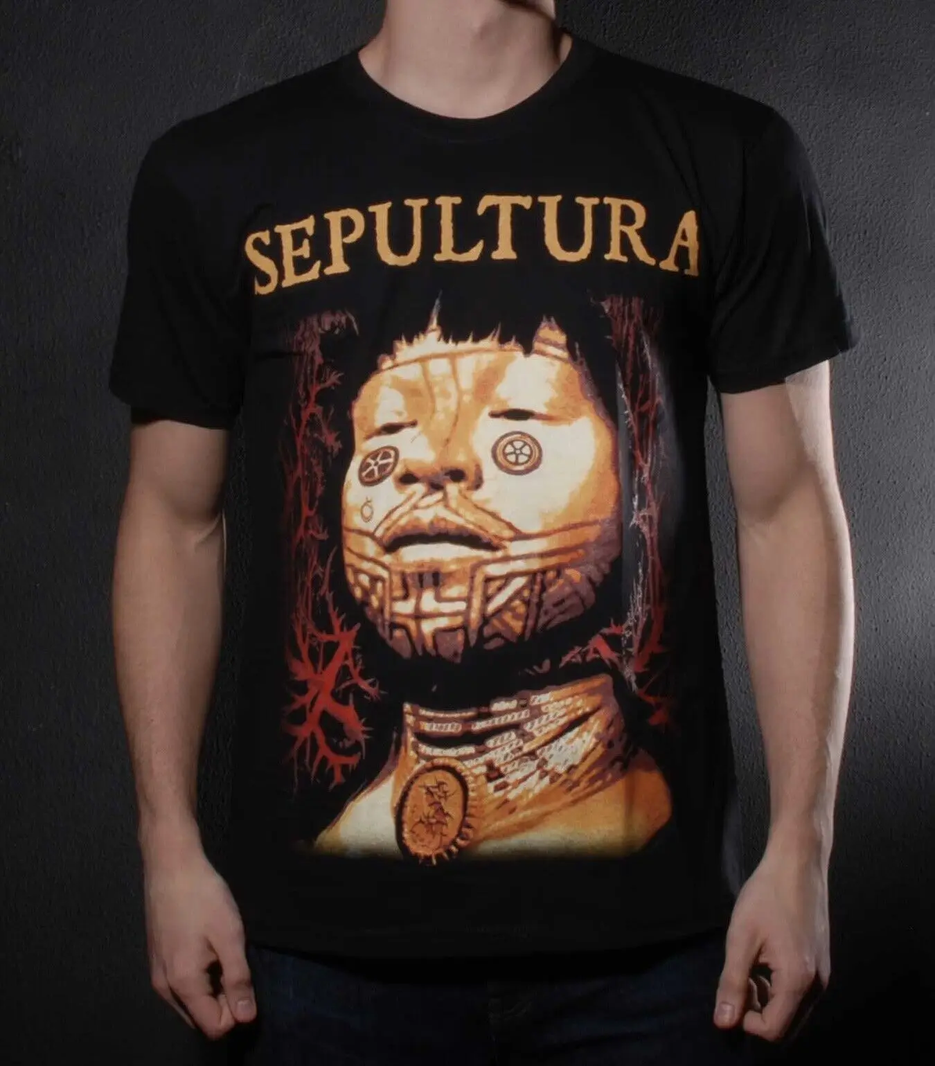 Camiseta Sepultura Roots, preta