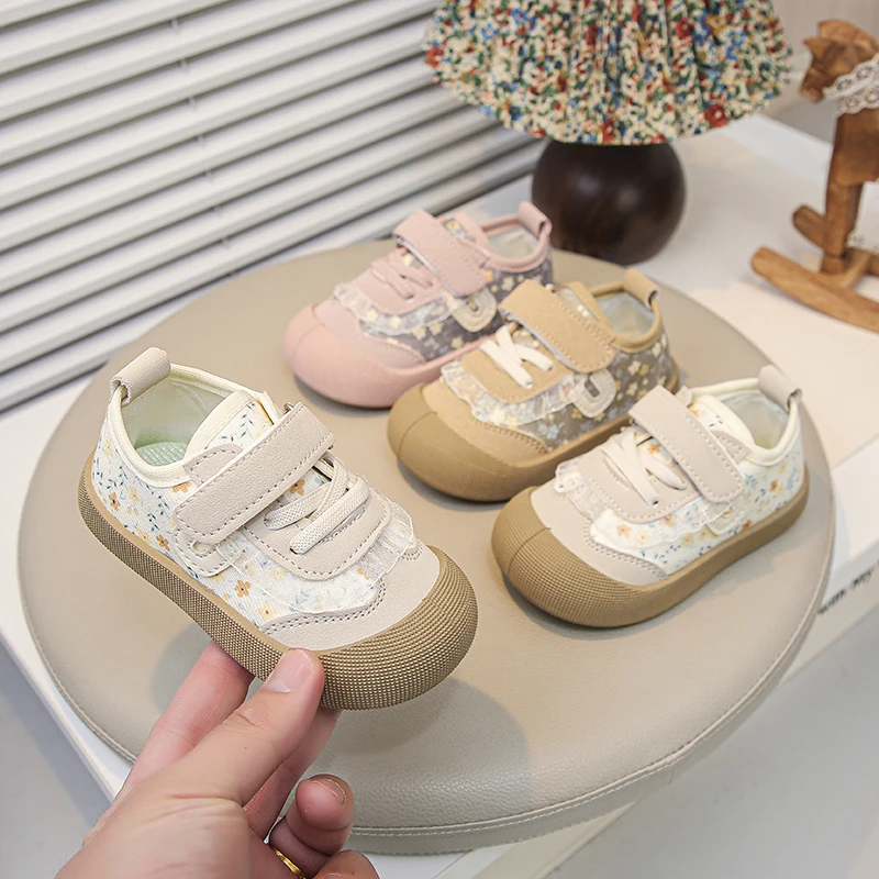 

Spring Little Girl's Sneakers Lace Flower Hook-loop Cute Kid's Flat Shoe Solid Colors Anti-slip Fashion Daily Children Shoes