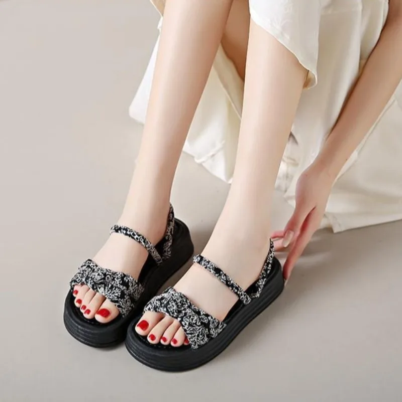 2026 Hot Sale Women's Two Way Slides Summer Flat Soft Memory Foam Slipper Sandals Comfy Outdoor Beach Footwear Maternity