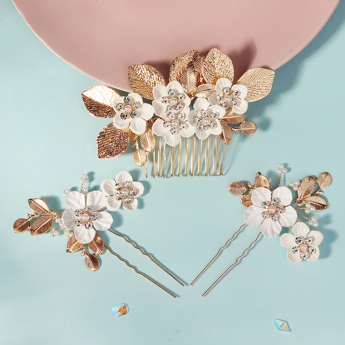 Latest Gold Handmade Pearl Flower Hair Comb Beautiful Rhinestone Hair Clip Bridal Headdress Wedding Accessories image 4