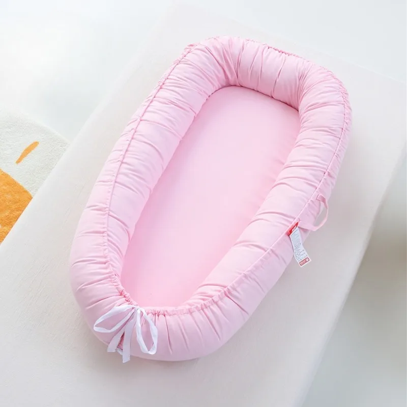 Solid Color Pillowless Foldable Baby Nest Portable Bassinet Co-Sleeper Bionic Fully Detachable Travel Crib