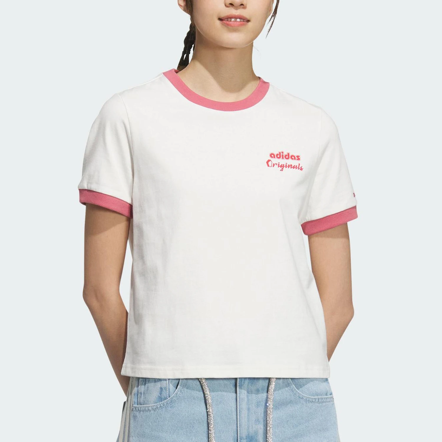 

Adidas подлинная женская укороченная дышащая трикотажная футболка с принтом в три полоски JM7972