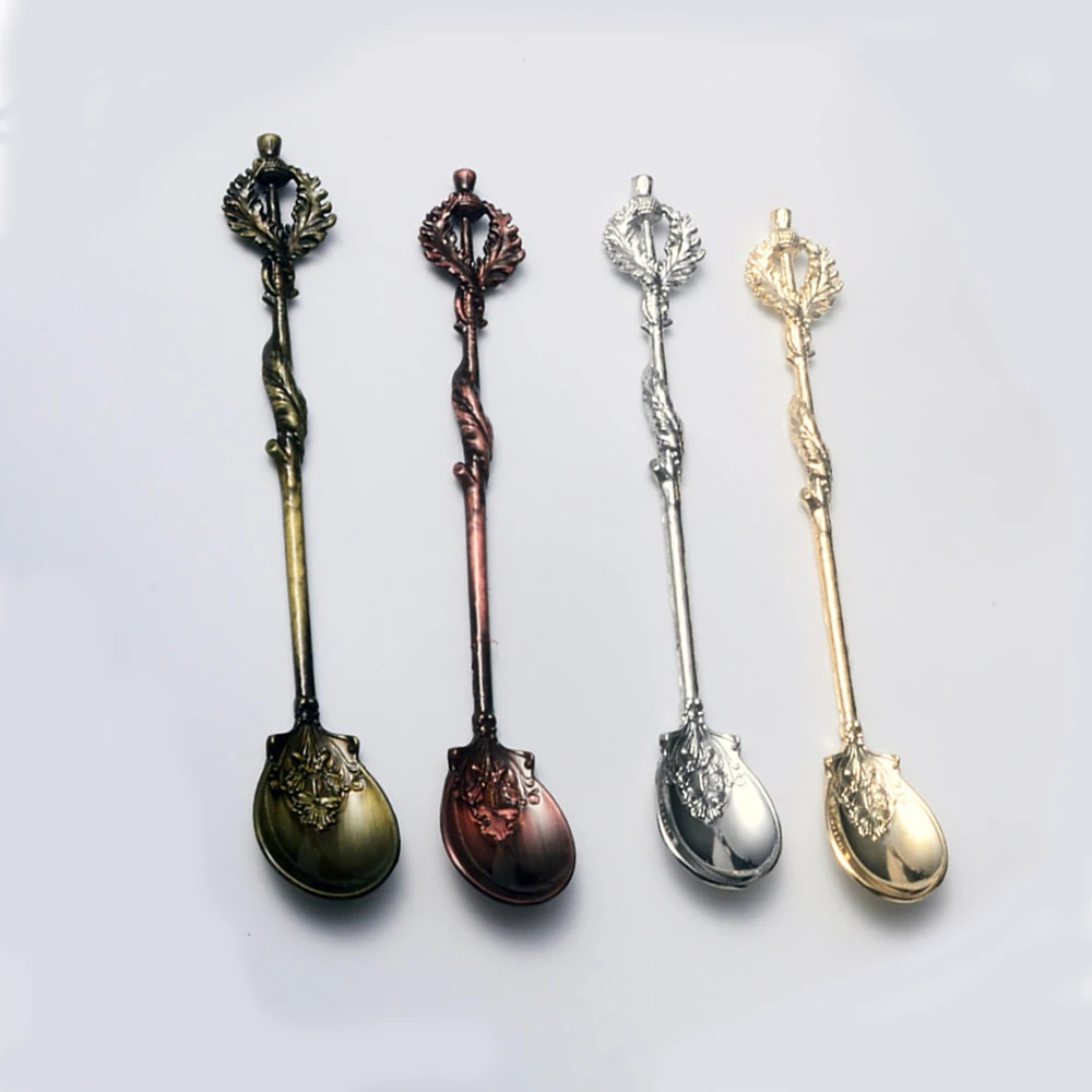 

Роскошная ретро кофейная ложка в европейском стиле, дворец, изысканная резная мини-ложка из сплава, посуда, термозащита, гладкие края, совок