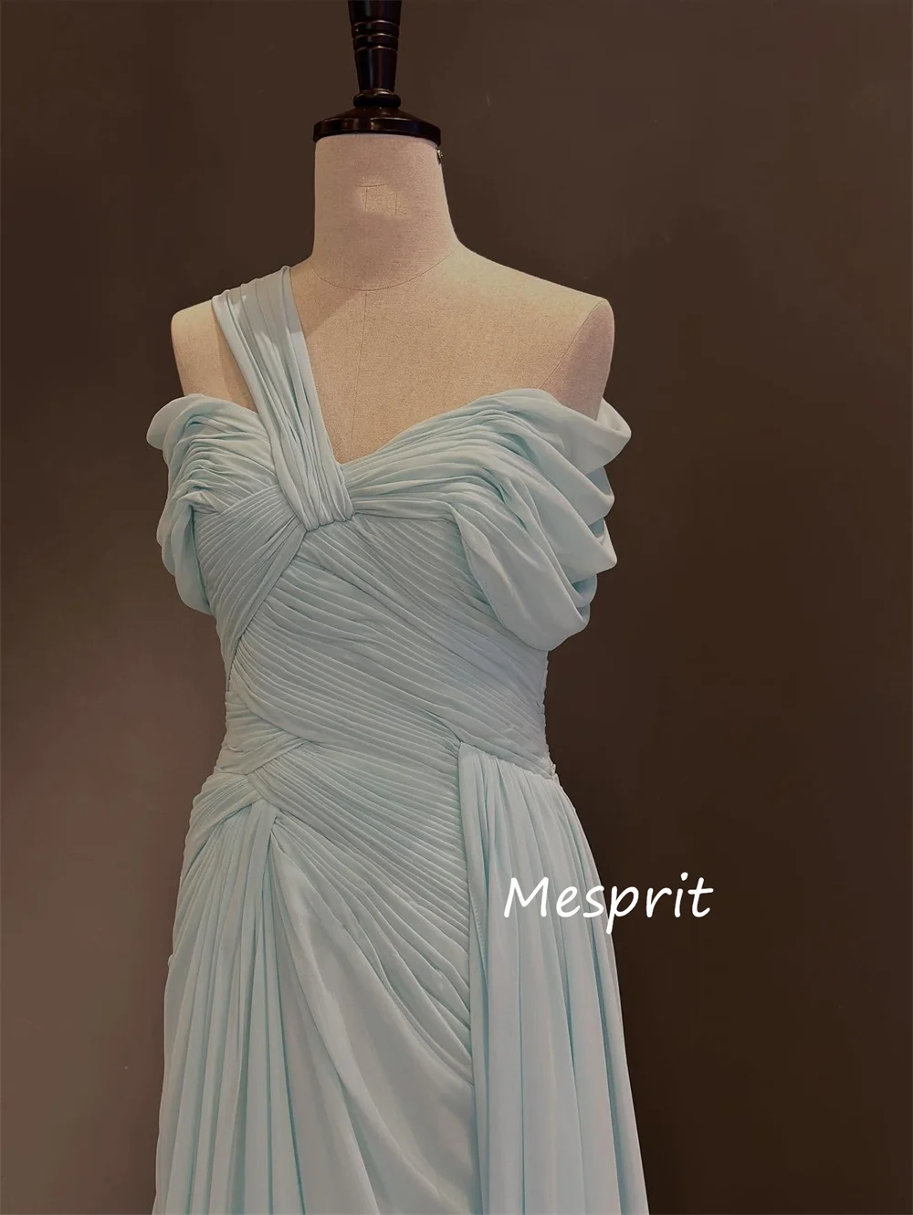 Aangepaste formele chiffon plooi recht off-the-shoulder lange quinceanera luxe feestjurken van hoge kwaliteit voortreffelijk