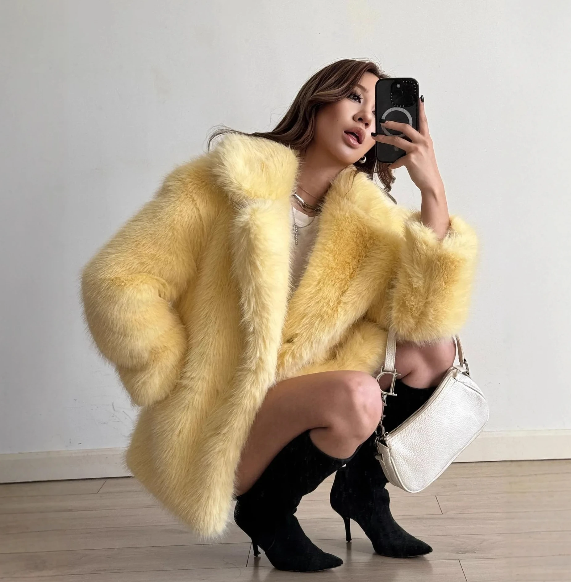 

Autumn Winter Thick Suit Collar Faux Fur Coat Women Smooth Soft Furry Fox Fur Jacket Fashion Plush Overcoat fake furr coat