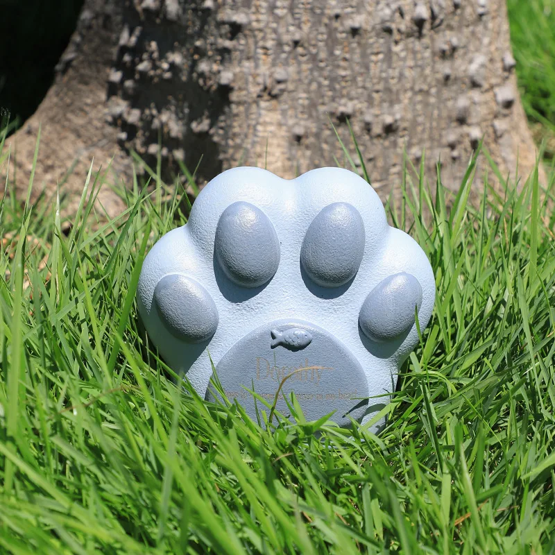 Cat Dog Claw Urn Tombstone Creative Resin Simulation Memorial Stone Tombstone Small Animal Sacrifice Monument