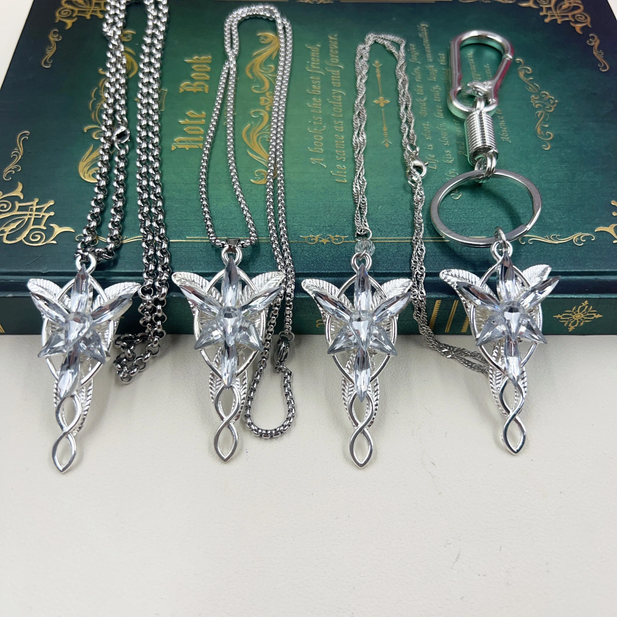Arwen Evenstar llavero LoTR película periféricos Color plata cristal colgante collares para mujeres chica joyería de fiesta