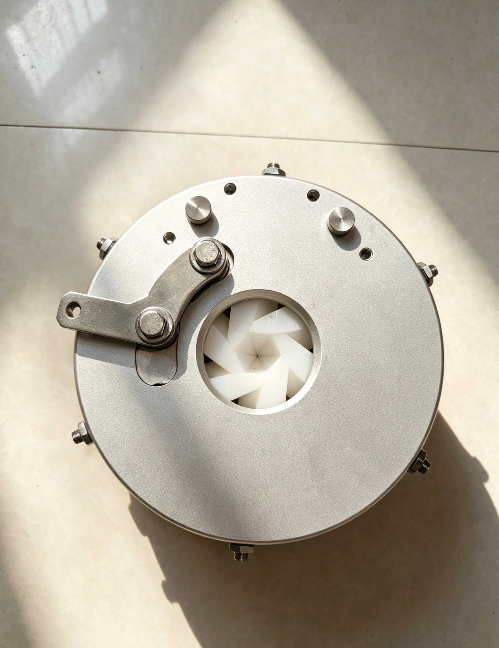 Cutting device specifically designed for making Kibbeh(Kubba)