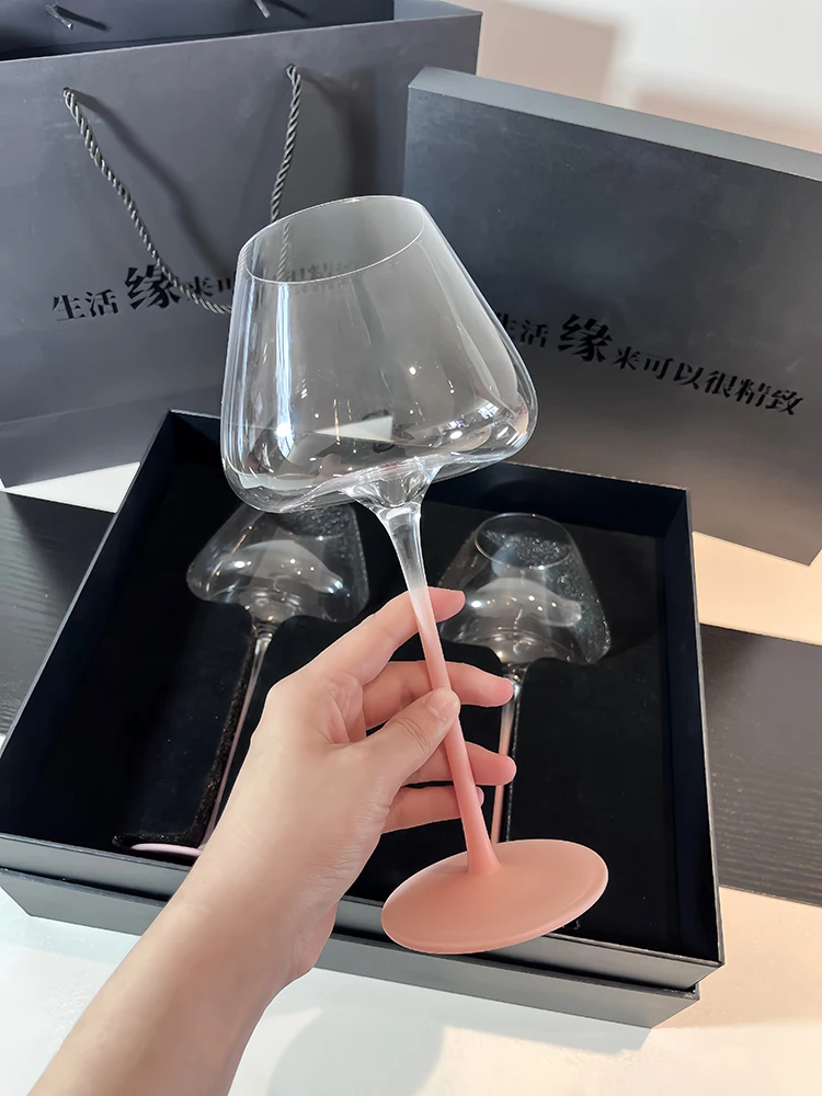 580ml/800ml Large Capacity Burgundy Wine Glass High Value Gradient Pink Creative Bordeaux Cup Goblet Glass Wine Glass