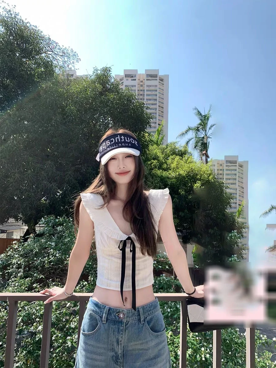 

Белый летний комплект: женская футболка с коротким рукавом и облегающая юбка с высокой талией (маленький размер)