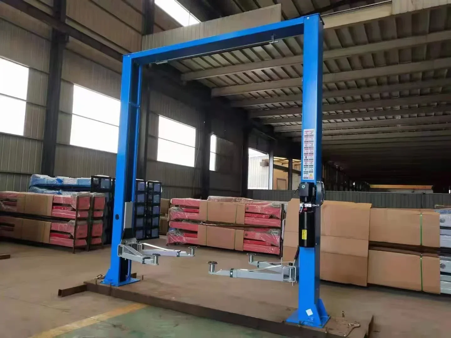 Good quality 4000kg Capacity Clear Floor Two Post Car Lift 4t car hoist for sale Workshop Gantry 2 Post car lift