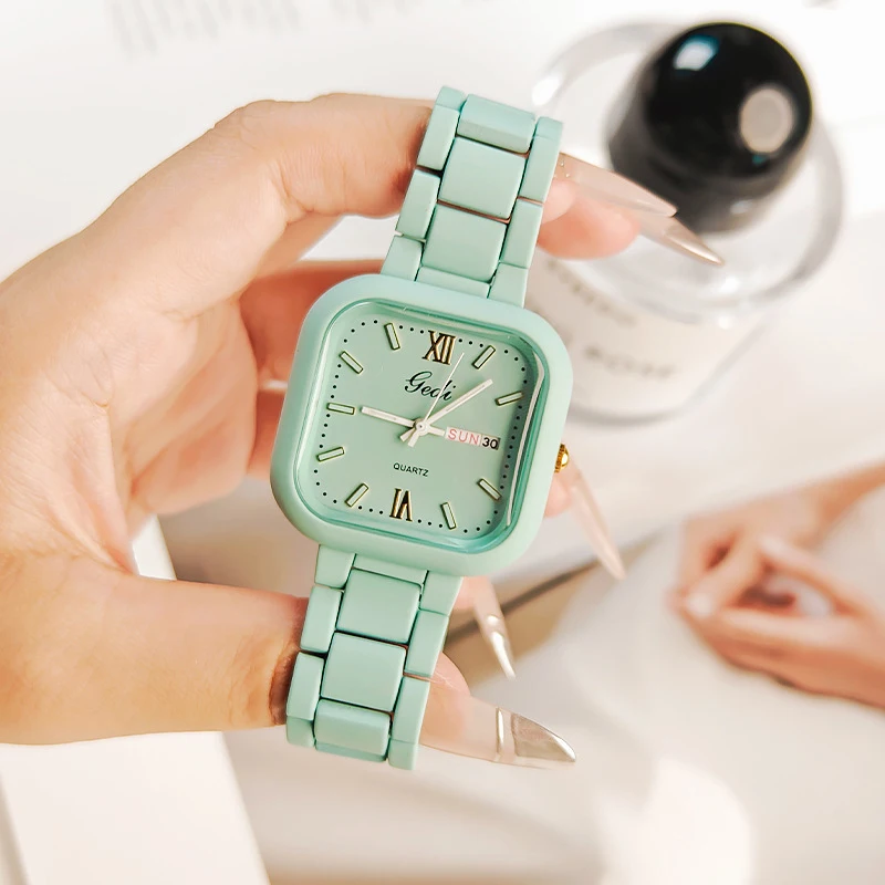 

Часы UTHAI для женщин, легкие роскошные брендовые модные трендовые часы с большим циферблатом и календарем, водонепроницаемый браслет из сплава, кварцевые часы