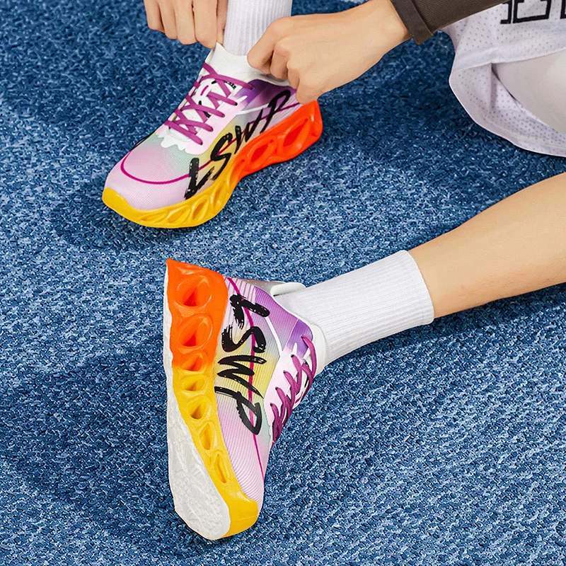 Herren-Laufschuhe, Tennisschuhe, koreanischer Stil, trendige Herren-Sportschuhe mit dicker Sohle und hohlem Design, atmungsaktives Mesh-Material, abriebfest, stoßdämpfend, für den täglichen Gebrauch, lässige Laufschuhe für Herren. – Detail 27