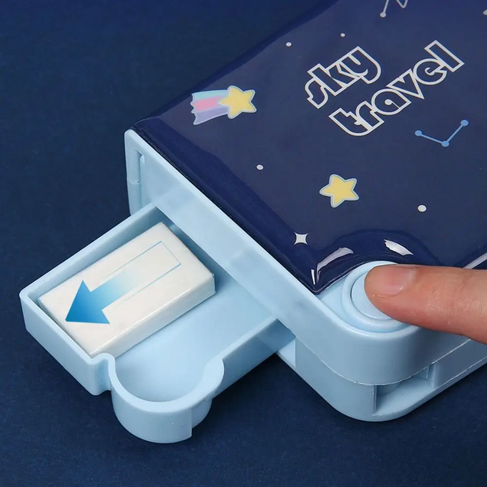 กล่องดินสอสองชั้นความจุขนาดใหญ่ ลายนักบินอวกาศ/สัตว์ พร้อมกบเหลาดินสอ กล่องเก็บเครื่องเขียนพลาสติก