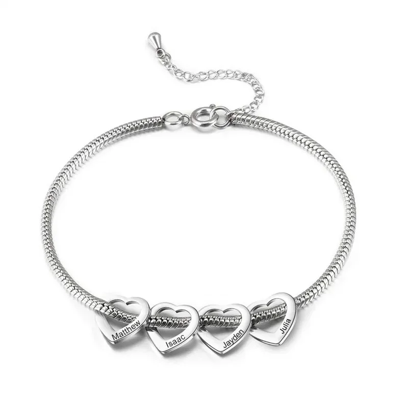 Nome del membro della famiglia inciso Bracciale con cuore d'amore Bracciale con ciondolo in acciaio inossidabile 316L Gioielli da donna Regalo di compleanno per la festa della mamma