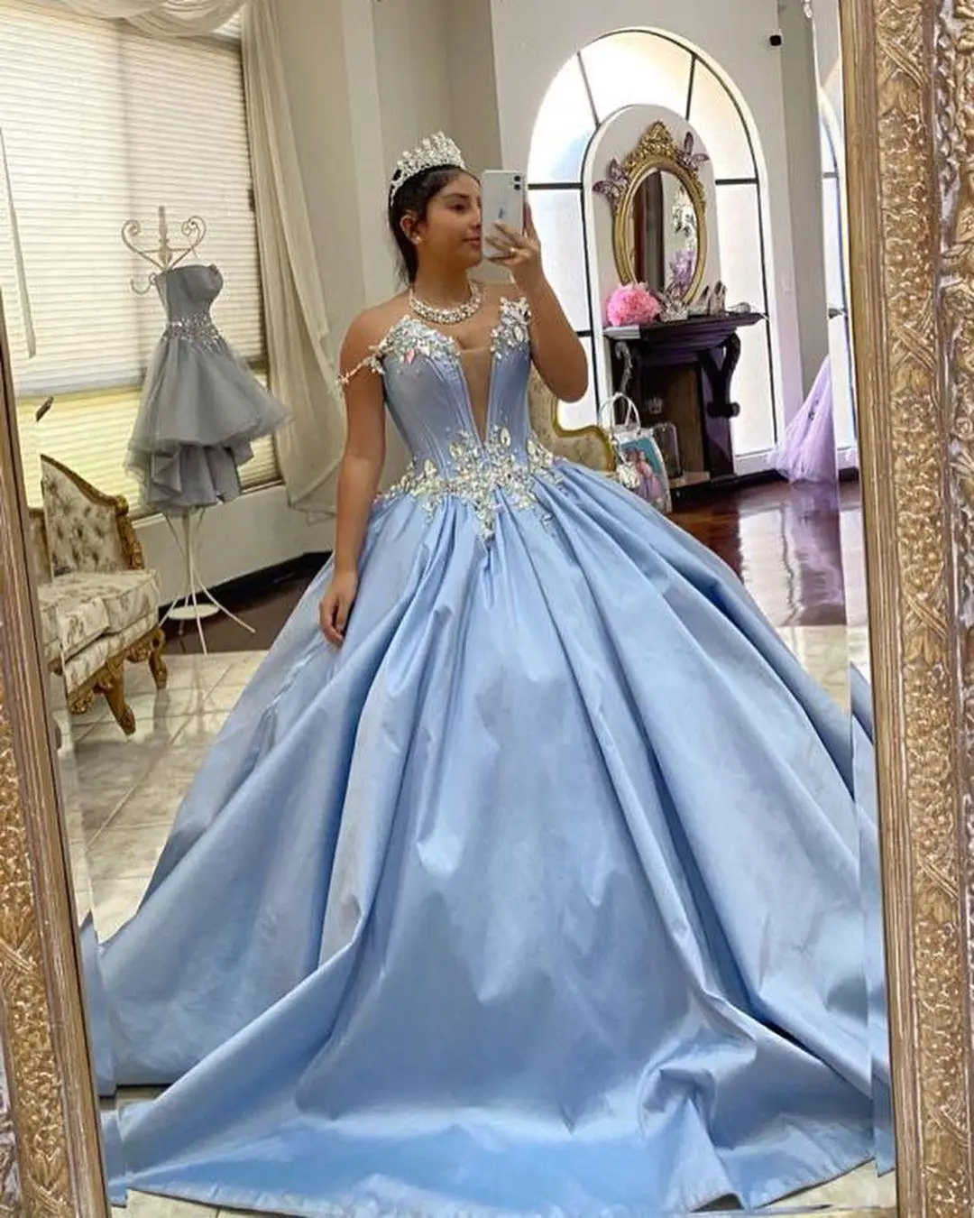 Princess hellblau Kristall Quince anera Abschluss ball Kleider Ballkleid von der Schulter mit Ärmel lange Satin Abend party formal