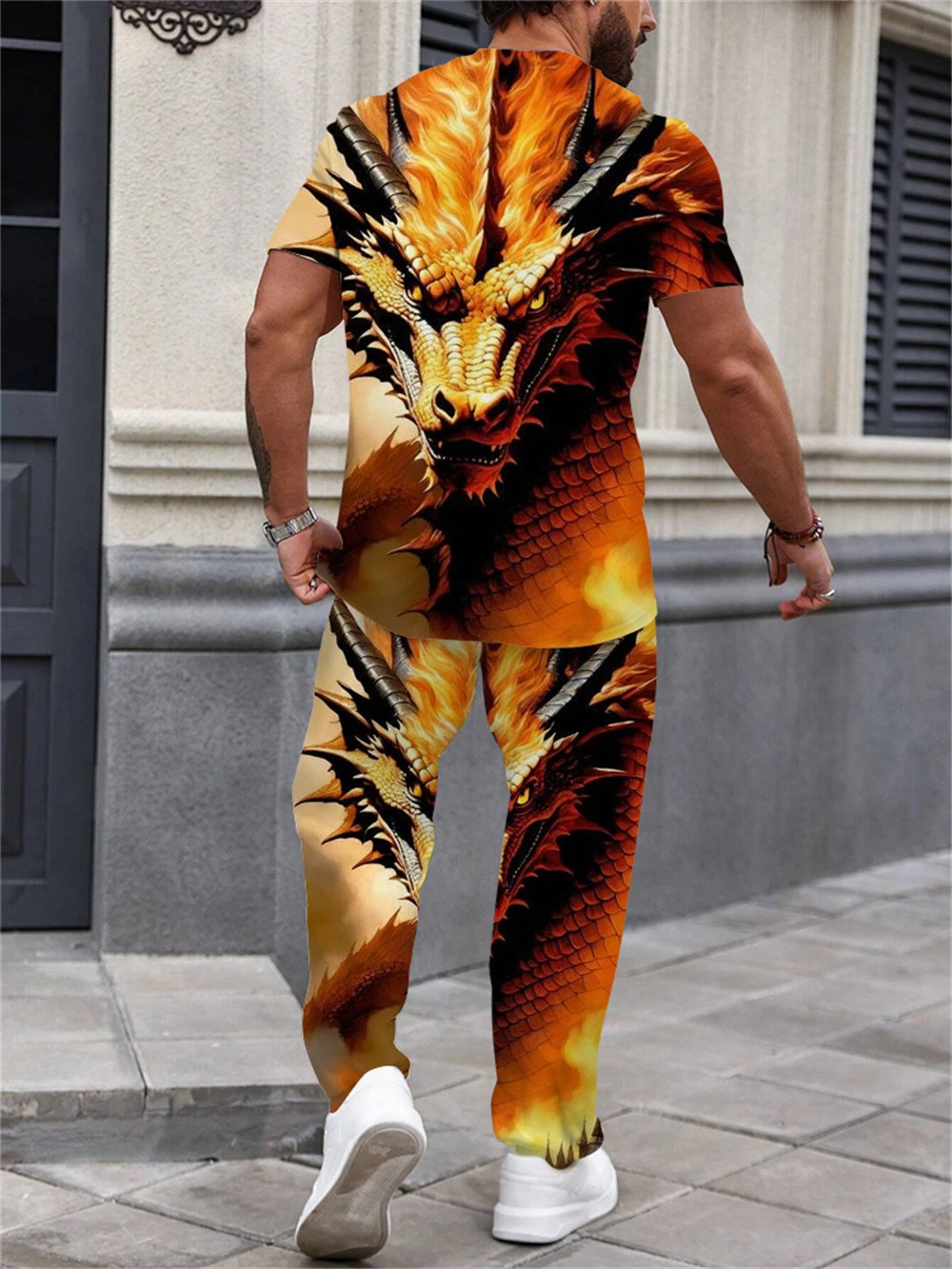 Men\'s Summer Casual T-shirt Short Sleeve Trousers Two-piece Coiling Dragon Flame Print Set Personalized Men\'s Fashion Clothing