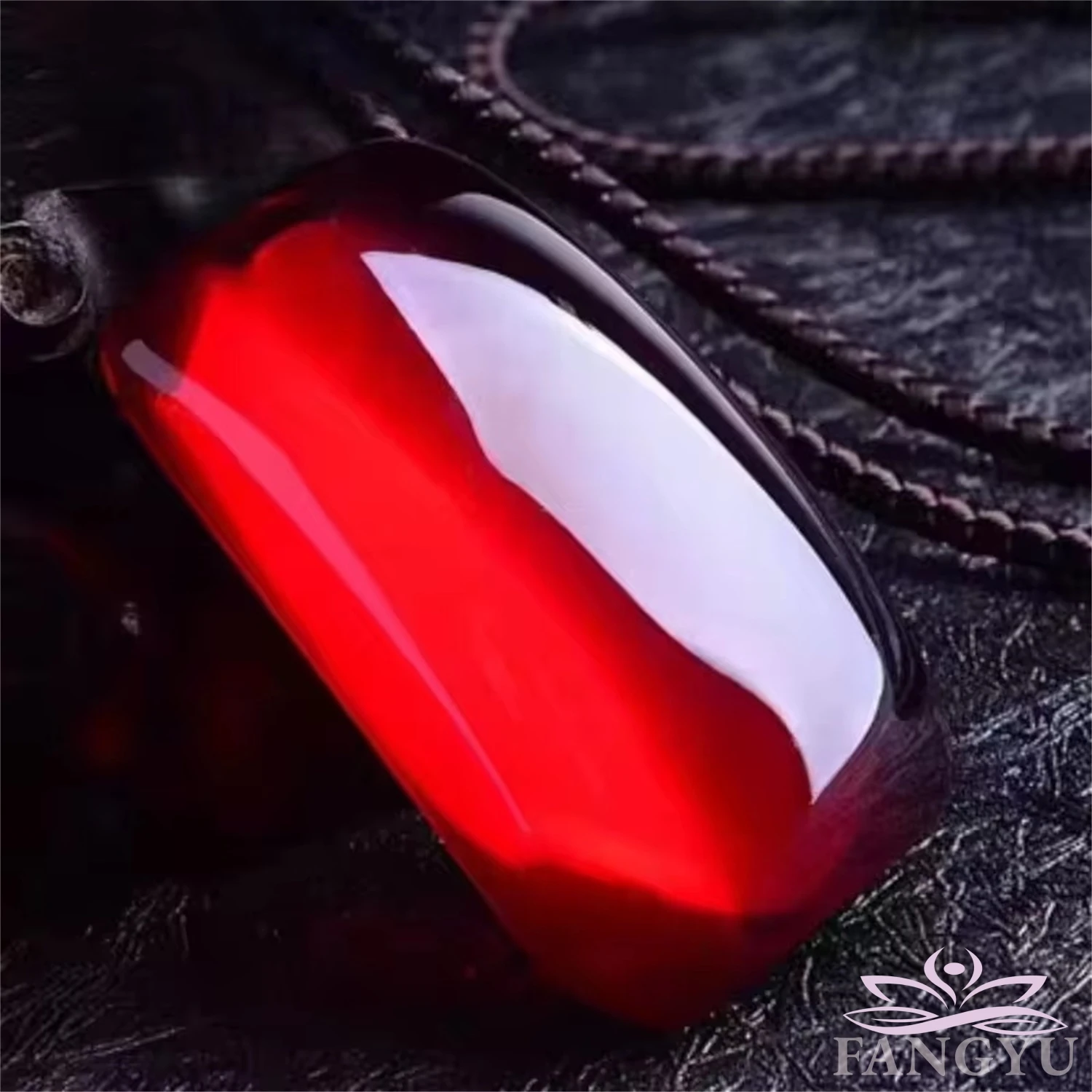 Baltic Sea Natural Blood Pool Amber Beeswax Safe and Quiet Brand Water Drop Carp Blood Amber Pendant Men's and Women's Necklaces