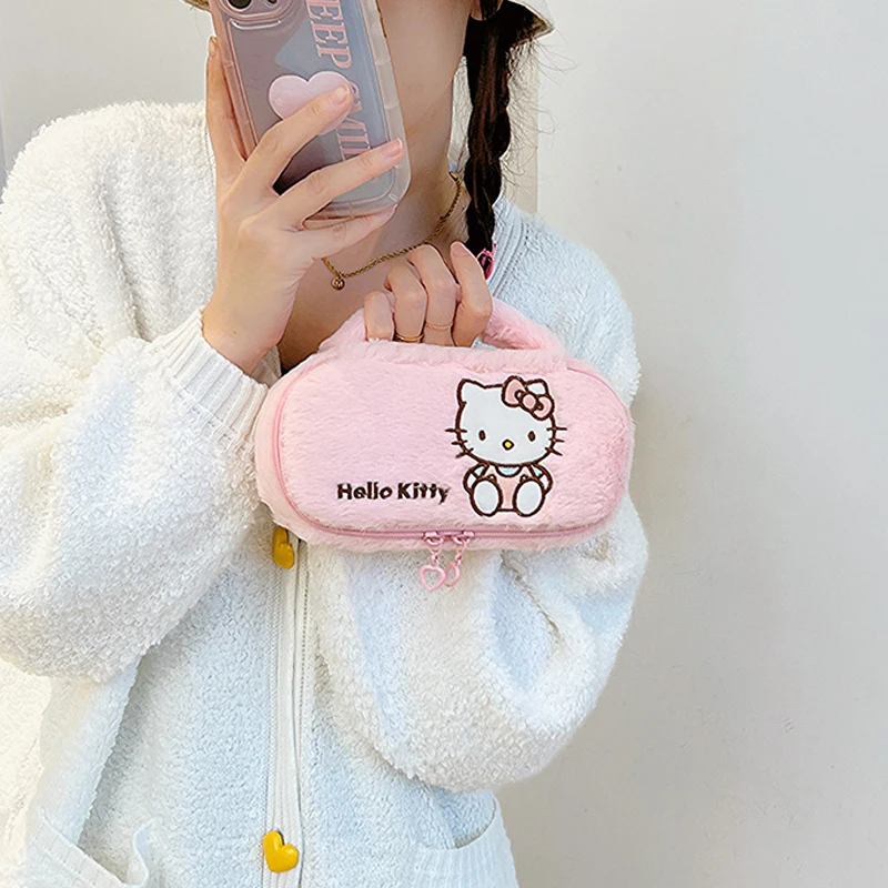 Sanrios Cartoon Fashion Velvet Cosmetic Bag Kuromi Hello Kittys Kawaii Cartoon Girly Heart Large Capacity Portable Storage Bag