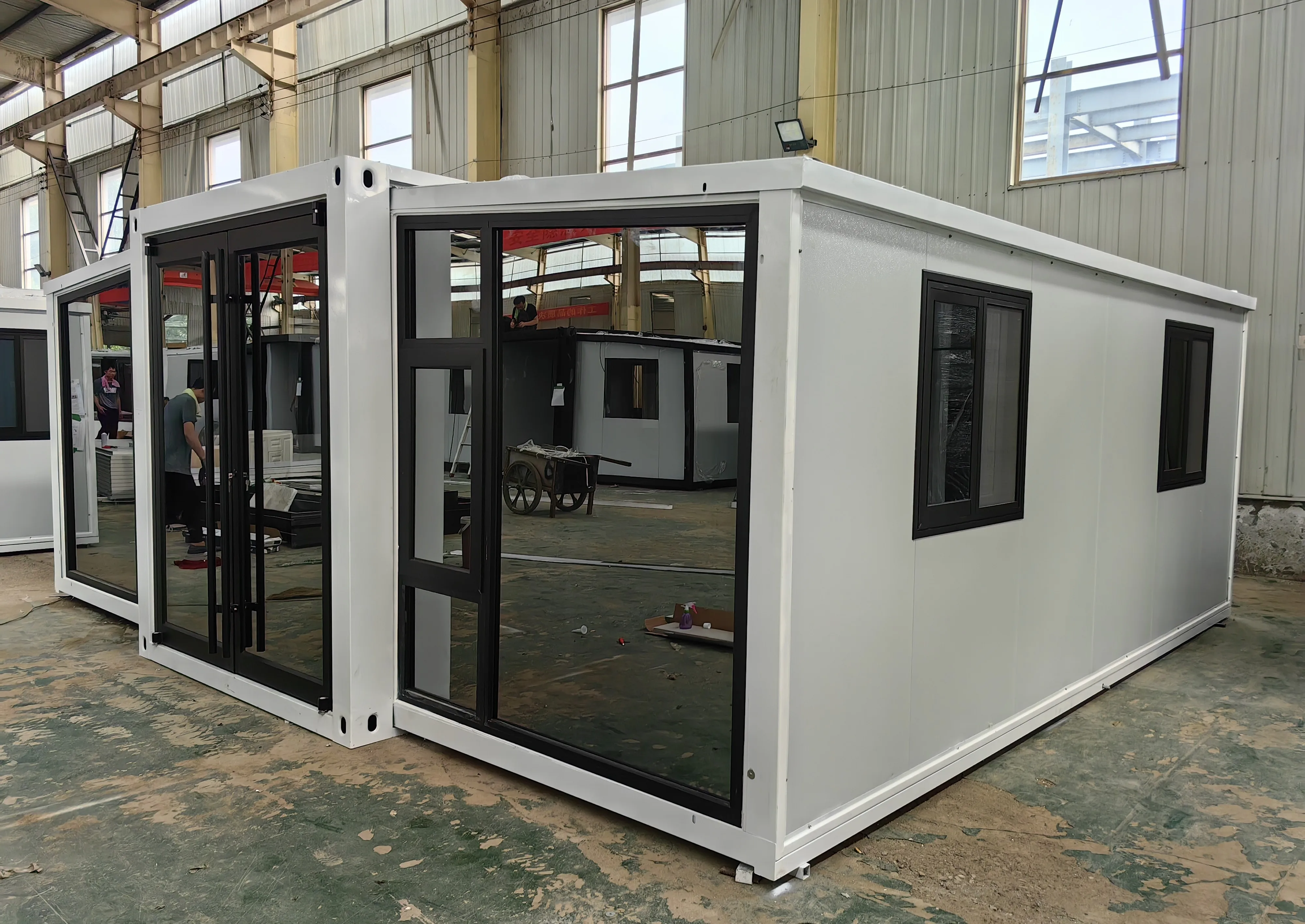 Perfect for Hotels Offices Bedroom Luxury Prefabricated Modular House Complete Container House for Housing and Living Use